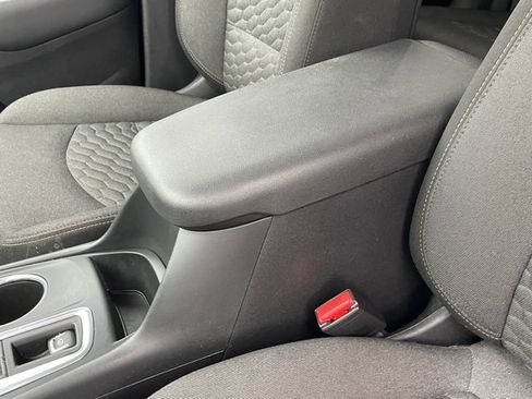 Certified 2019 Chevrolet Equinox LT image 34