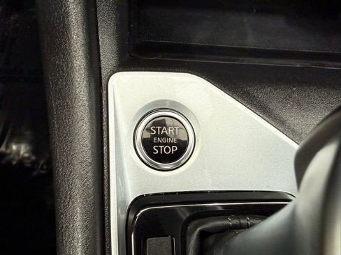 Used 2025 Nissan Altima 2.5 SV image 38