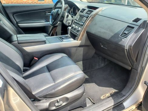 Used 2010 MAZDA CX-9 Grand Touring w/ Moonroof & Bose Audio Pkg AWD/4WD image 5