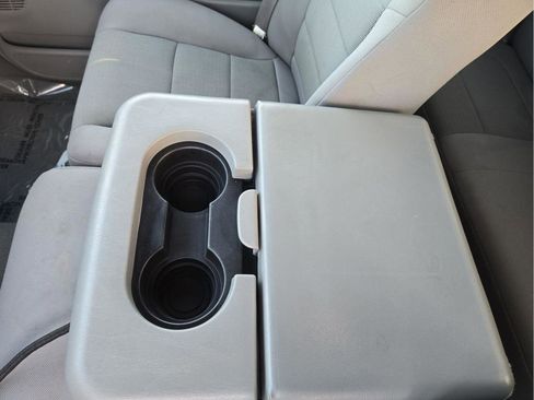 Used 2006 Ford F250 XL AWD/4WD image 17
