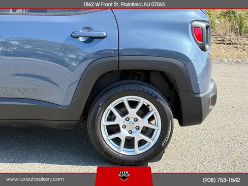 Used 2021 Jeep Renegade Latitude w/ Convenience Group AWD/4WD image 13
