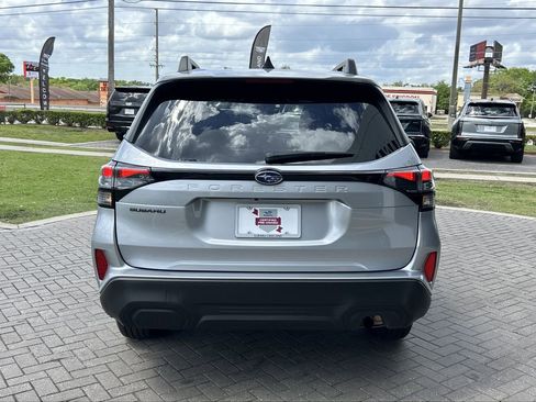 Certified 2025 Subaru Forester Premium w/ Convenience Package #2 image 5