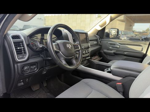 Used 2019 RAM 1500 Big Horn AWD/4WD image 5