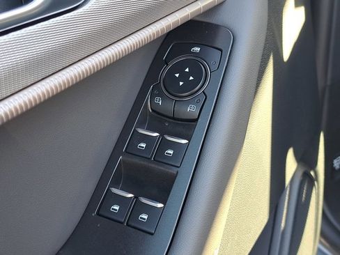 New 2026 Ford Explorer Active image 24