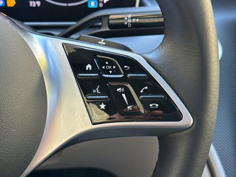 Certified 2025 Mercedes-Benz C 300 4MATIC Sedan image 30