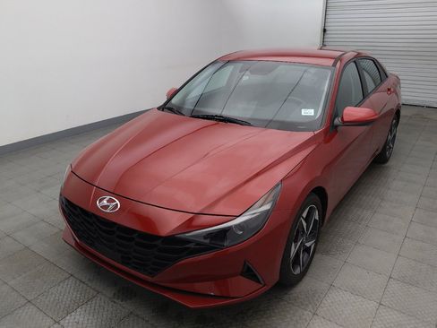 Used 2023 Hyundai Elantra SEL w/ Convenience Package FWD image 15