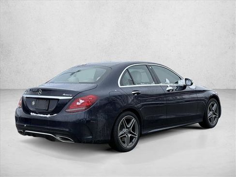 Used 2019 Mercedes-Benz C 300 4MATIC Sedan image 5