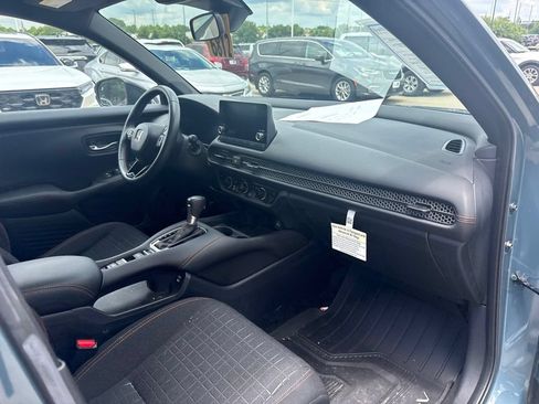 Used 2024 Honda HR-V Sport image 21