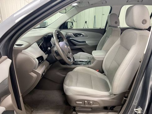 Used 2020 Chevrolet Traverse LT w/ LPO, 'HIT The Road' Package AWD/4WD image 19