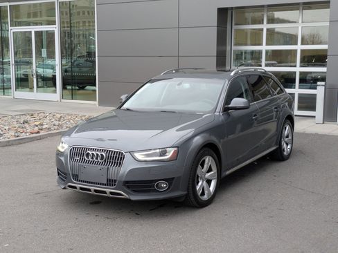 Used 2015 Audi A4 Premium Plus w/ Premium Plus Package image 8