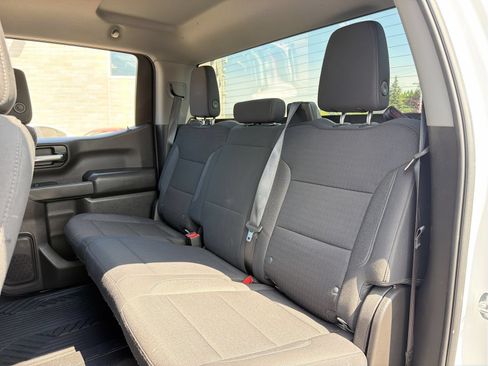 Used 2022 Chevrolet Silverado 1500 Custom Trail Boss AWD/4WD image 26