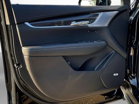 Used 2023 Cadillac XT6 Sport AWD/4WD image 22