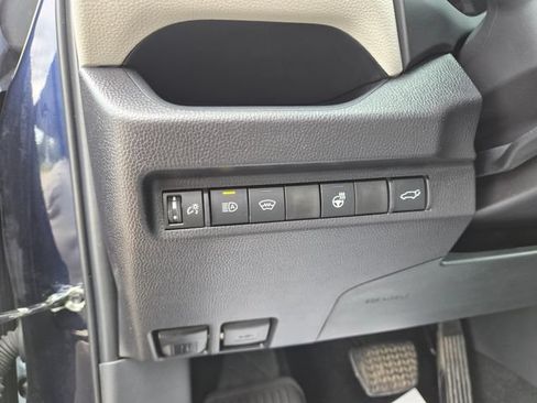 Used 2025 Toyota RAV4 XLE Premium w/ Weather Package AWD/4WD image 20