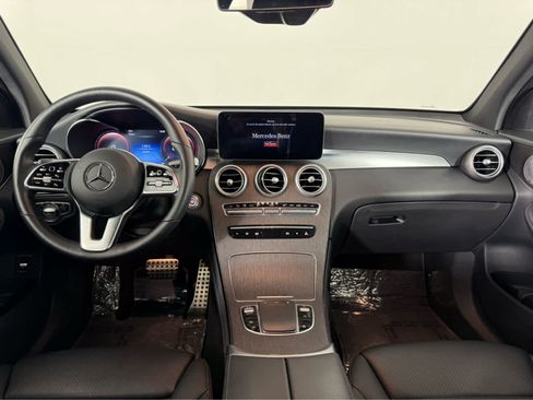 Used 2020 Mercedes-Benz GLC 300 4MATIC image 11