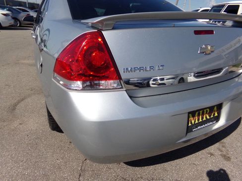 Used 2011 Chevrolet Impala LT w/ Luxury Edition Package image 40