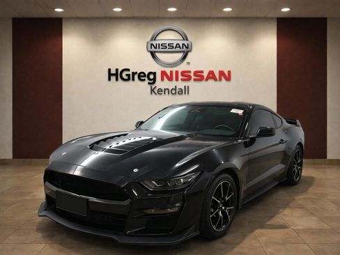 Used 2021 Ford Mustang GT image 4