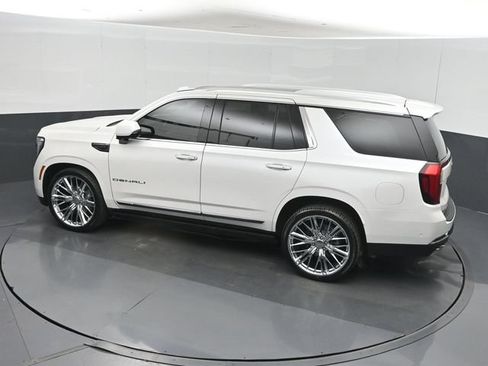 Used 2025 GMC Yukon Denali Ultimate AWD/4WD image 48