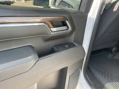 Used 2026 Chevrolet Silverado 1500 LT Trail Boss w/ Convenience Package II AWD/4WD image 23