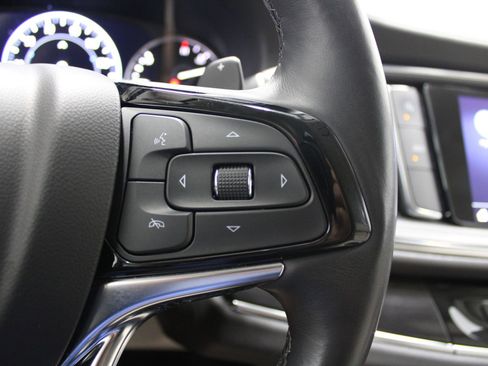 Used 2023 Buick Enclave Premium AWD/4WD image 43