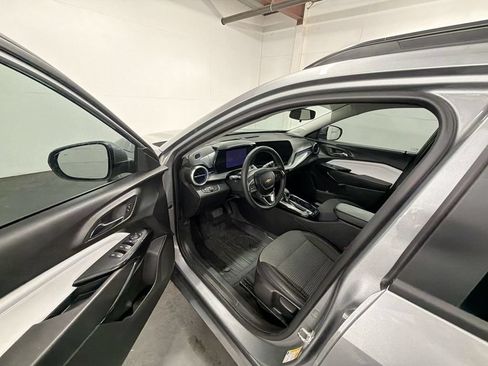 Used 2025 Chevrolet Trax LT w/ Driver Confidence Package FWD image 10
