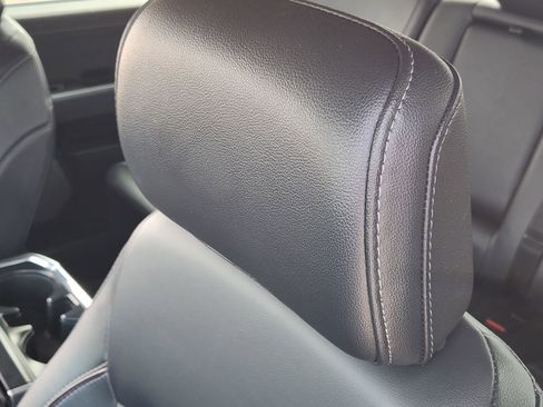 Used 2023 Ford F150 Lariat image 19