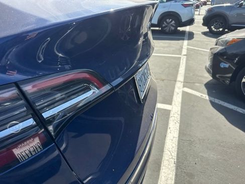 Used 2021 Tesla Model Y Long Range AWD/4WD image 4
