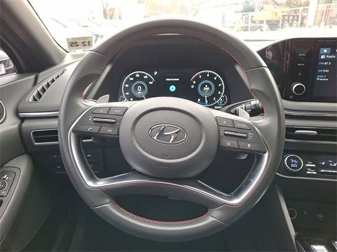 Used 2021 Hyundai Sonata SEL Plus image 16