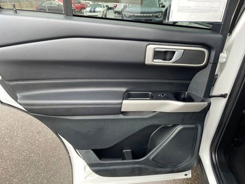Used 2023 Ford Explorer XLT w/ Equipment Group 202A image 30
