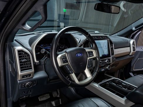 Used 2022 Ford F250 Lariat w/ Tremor Off-Road Package AWD/4WD image 16