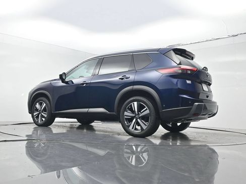 Used 2026 Nissan Rogue SL FWD image 21