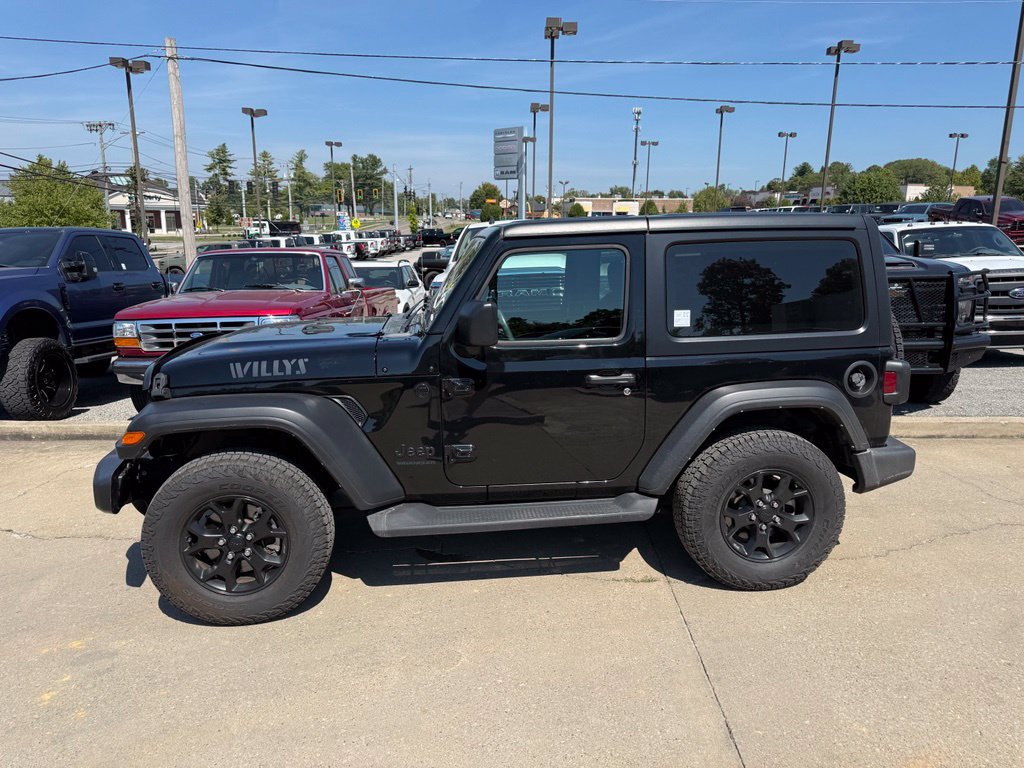 Used 2022 Jeep Wrangler Sport AWD/4WD image 9