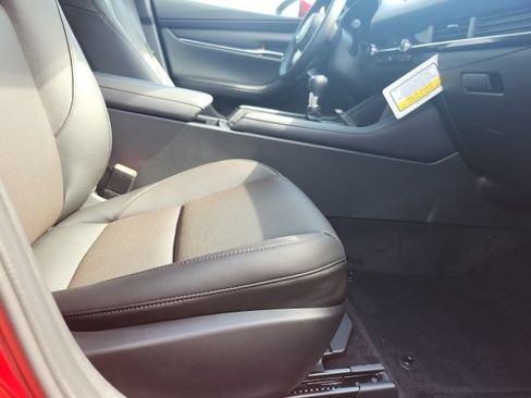 New 2026 MAZDA MAZDA3 2.5 S Hatchback w/ Premium Pkg FWD image 23