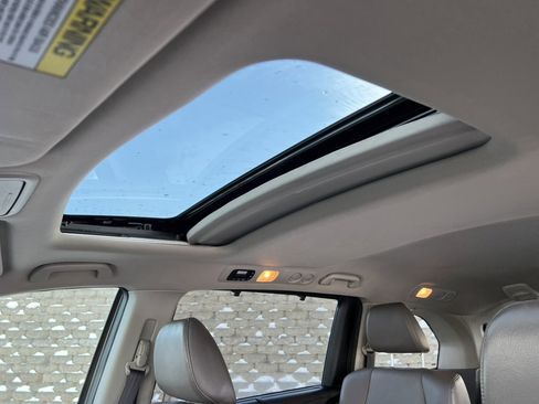 Used 2014 Honda Odyssey EX-L image 7