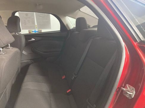Used 2017 Ford Focus SE image 15