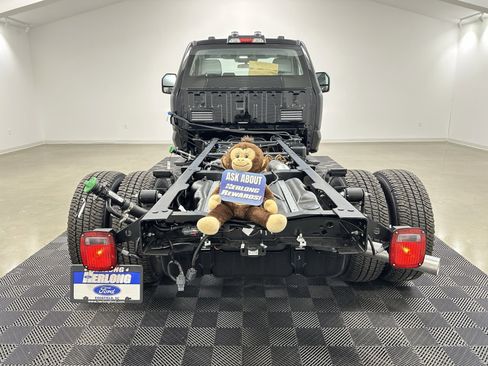 New 2025 Ford F350 XL image 5