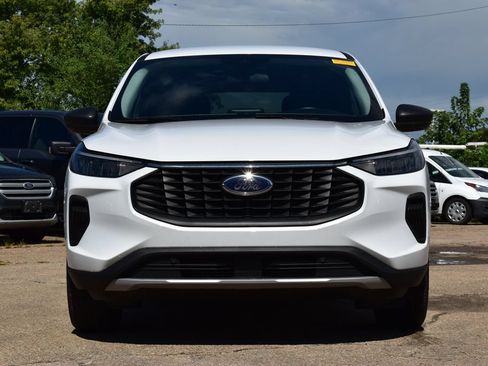 Certified 2023 Ford Escape Active AWD/4WD image 2