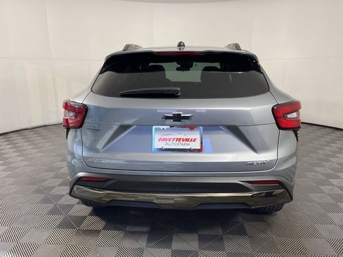 New 2026 Chevrolet Trax ACTIV w/ Sunroof Package image 4