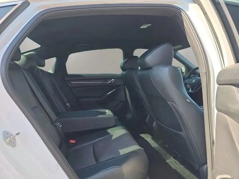 Used 2018 Honda Accord Sport image 42