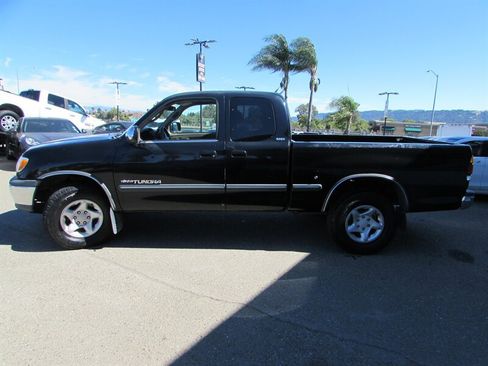 Used 2000 Toyota Tundra SR5 RWD image 4
