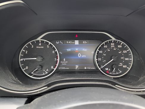 Used 2019 Nissan Maxima Platinum w/ Sport Mat Group FWD image 11