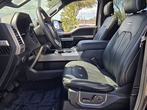 Used 2015 Ford F150 Platinum w/ Equipment Group 701A Luxury image 12