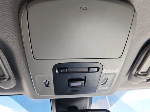 Used 2023 Toyota Camry SE image 44