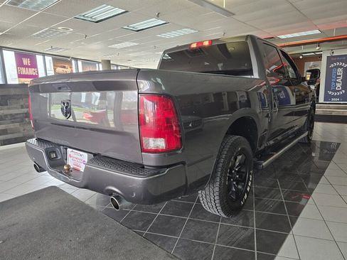 Used 2018 RAM 1500 Express w/ Express Value Package image 4