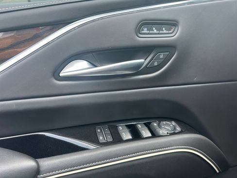 Used 2024 Cadillac Escalade Sport Platinum w/ LPO, Floor Liner Package AWD/4WD image 27