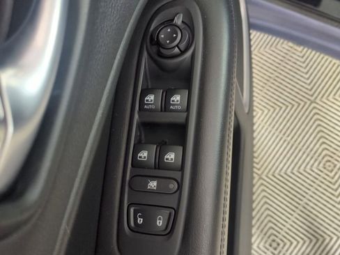 Used 2020 Jeep Compass Latitude image 13