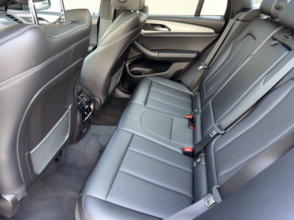 Used 2022 BMW X3 xDrive30i w/ M Sport Package 2 AWD/4WD image 25