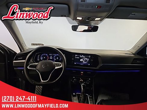 Used 2024 Volkswagen Jetta SEL image 15