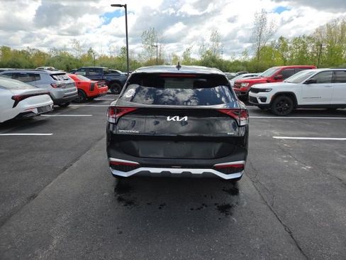 Used 2023 Kia Sportage LX AWD/4WD image 4