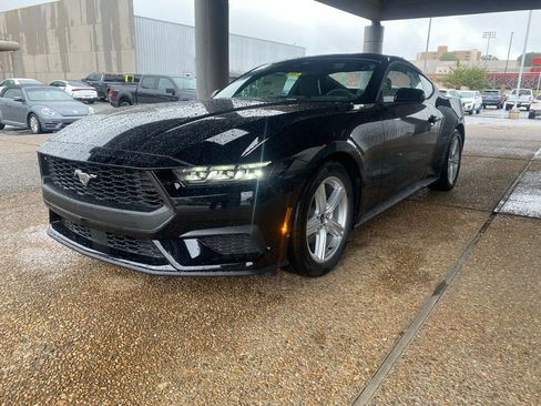 New 2026 Ford Mustang Coupe image 3