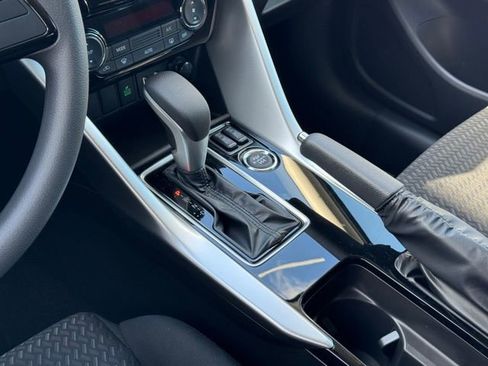 New 2025 Mitsubishi Eclipse Cross LE AWD/4WD image 15